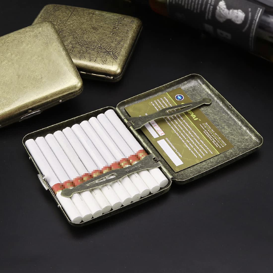 PALAY® Retro Metal Cigarette Case