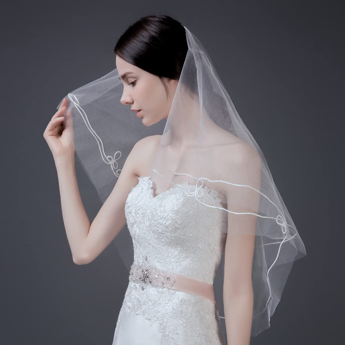 PALAY® Bridal Veil for Wedding White 1.5m Elegant Bridal Veil for Christian Wedding Veil Bride Center Cascade Edged Tulle Short Veil