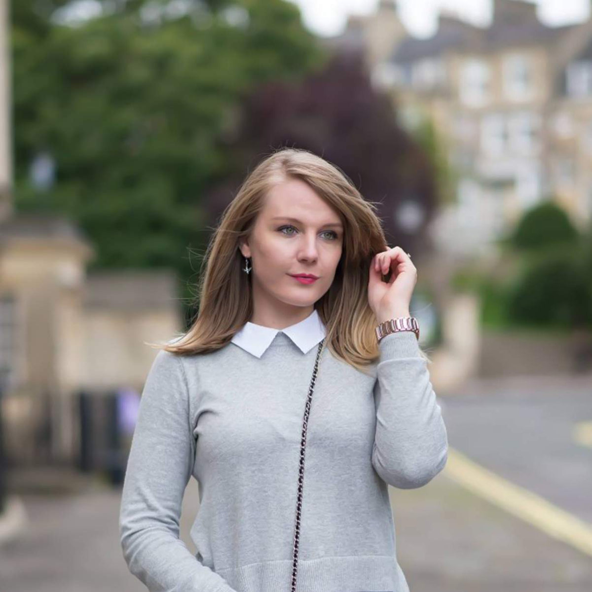 PALAY Detachable Collar for Women featuring 4 Button Design and Cotton Material | Fits Most