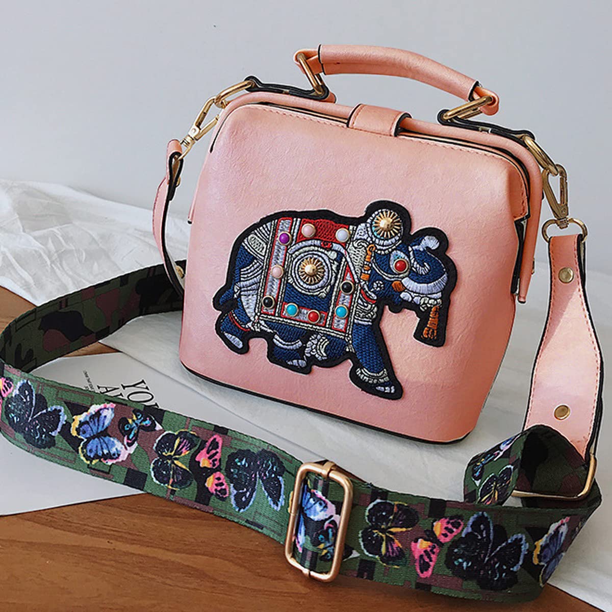 PALAY Crossbody Bag for Women 18×10×16 cm with Adjustable Strap and Embroidered Applique Design