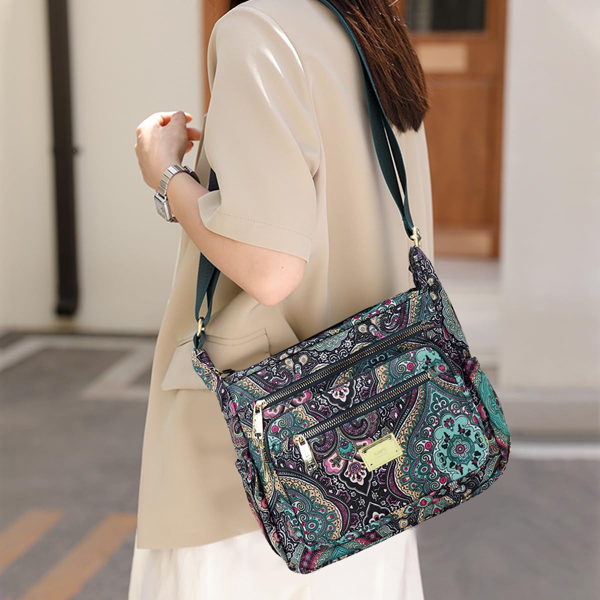 PALAY Crossbody Bag for Women with Adjustable 37.3–70 cm Strap and PU Leather | Pink Small Purse